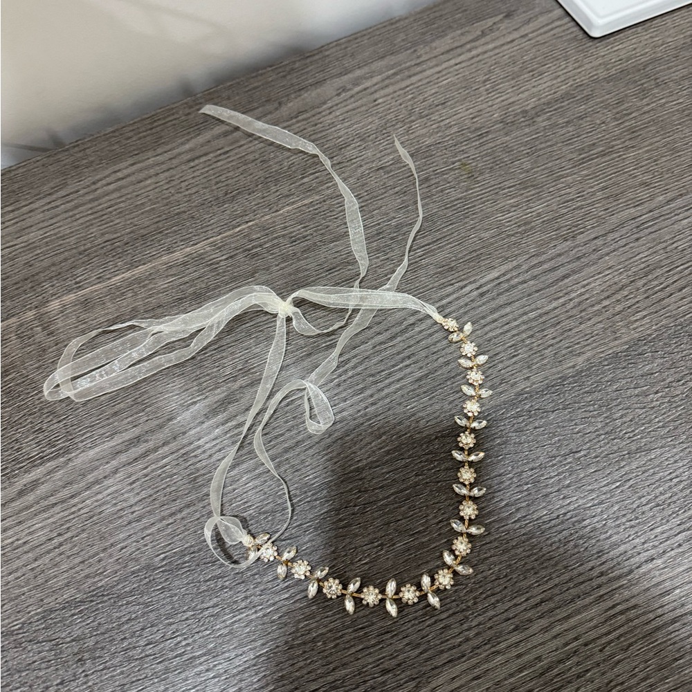 FLORAL GEMSTONE TIE HEADBAND